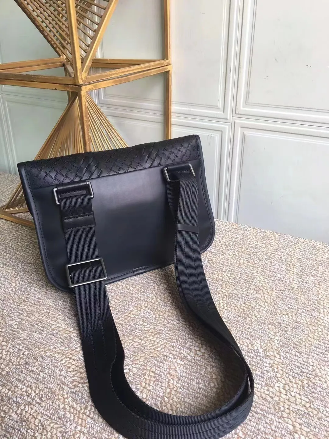 All categories 💚 Top version men’s bags 💚 BV 2024 new BV crossbody bag
